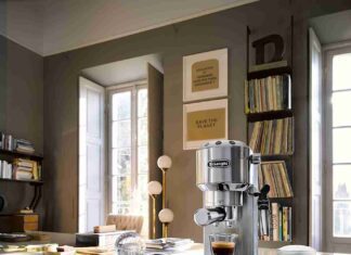 De'Longhi Dedica Style Traditional Barista Pump Espresso Machine