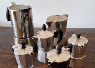 do italians use moka pots