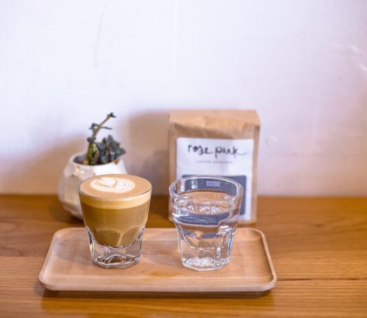 is it better to drink water instead of coffee 4