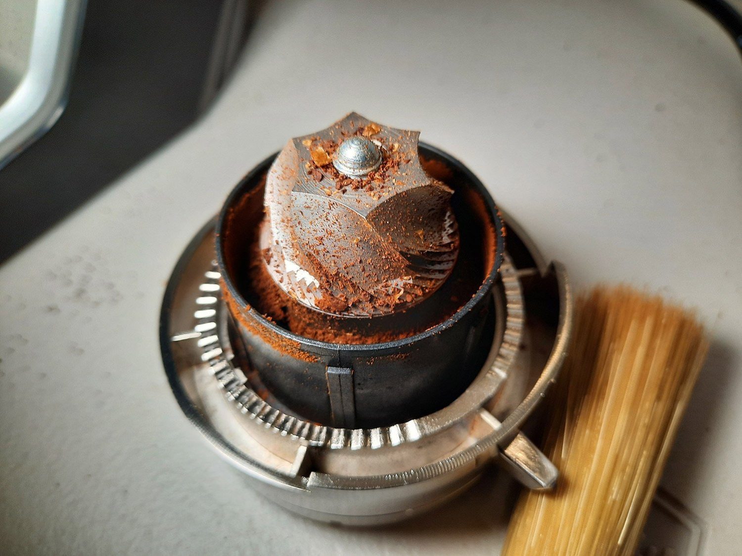 What Is The Disadvantage Of Burr Grinder?