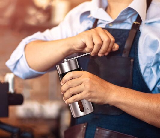 portable manual coffee grinder review